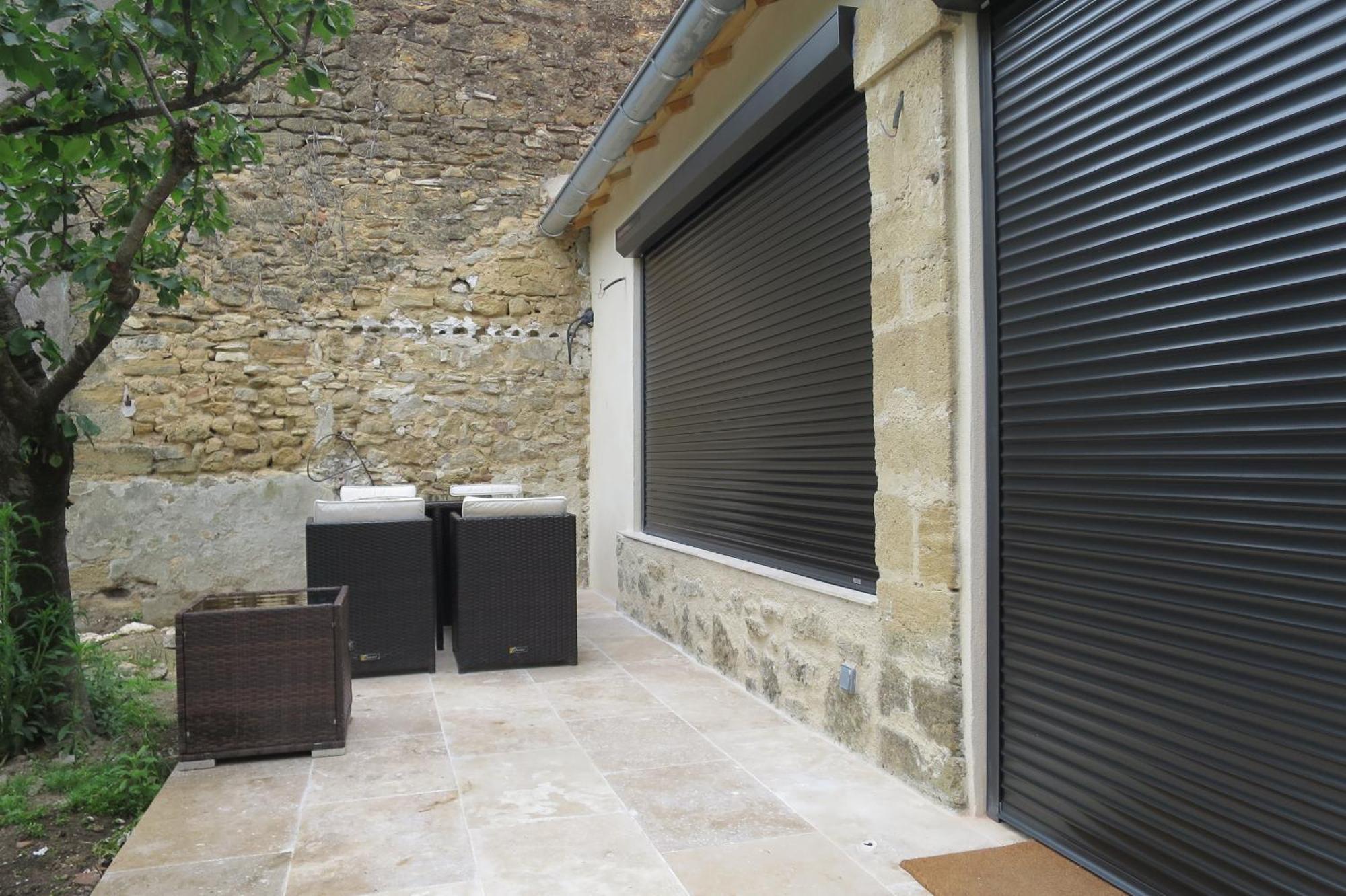 La Grotte Apartment Serignan-du-Comtat Luaran gambar