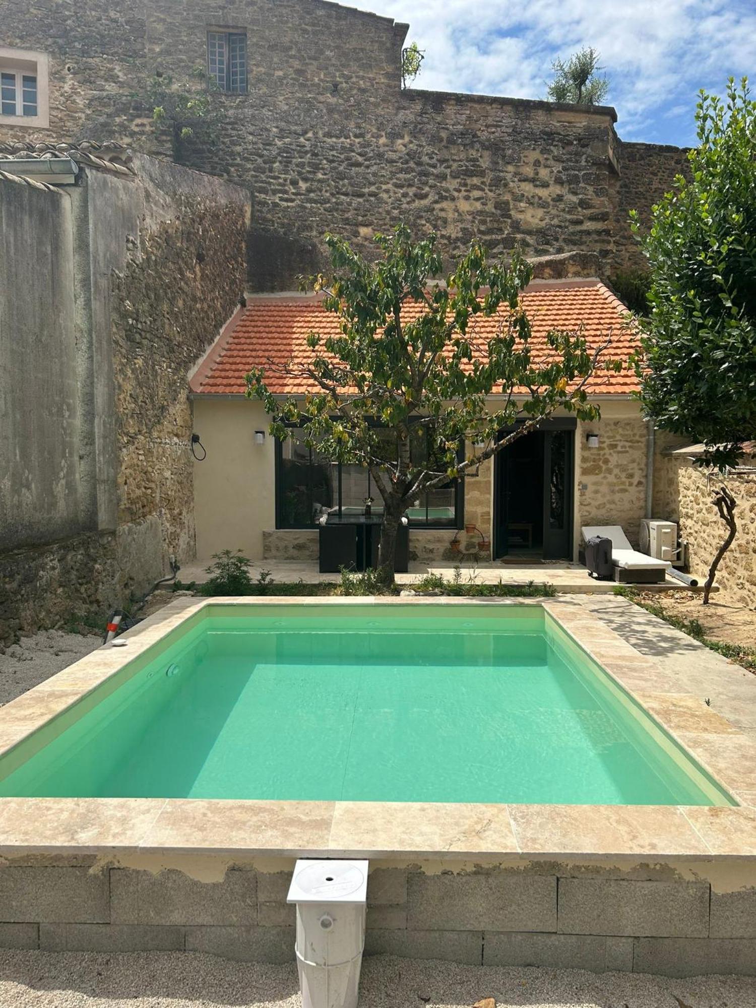 La Grotte Apartment Serignan-du-Comtat Luaran gambar